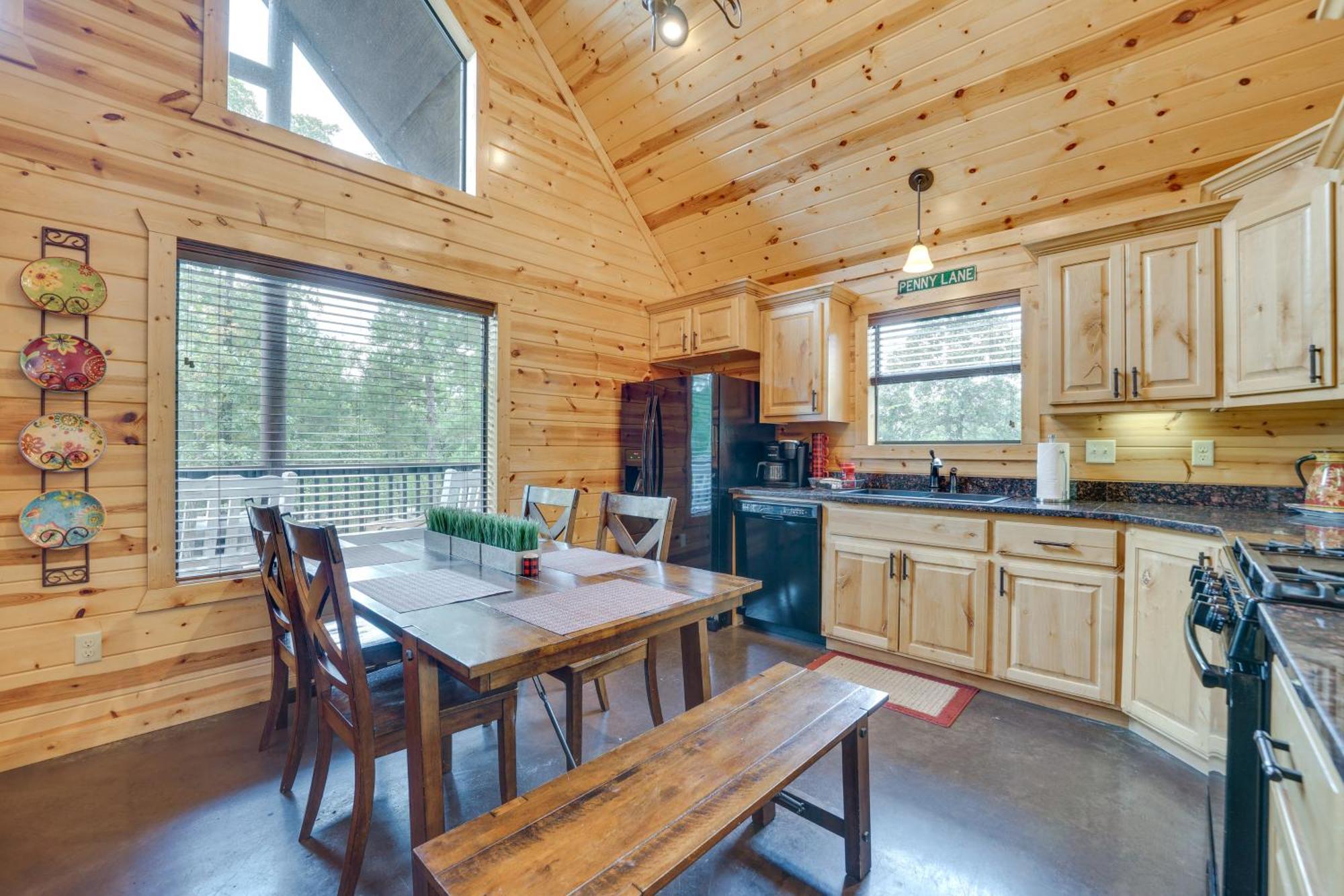 Penny Lane Lodge Broken Bow Cabin Less Than 6 Mi To Lake Экстерьер фото