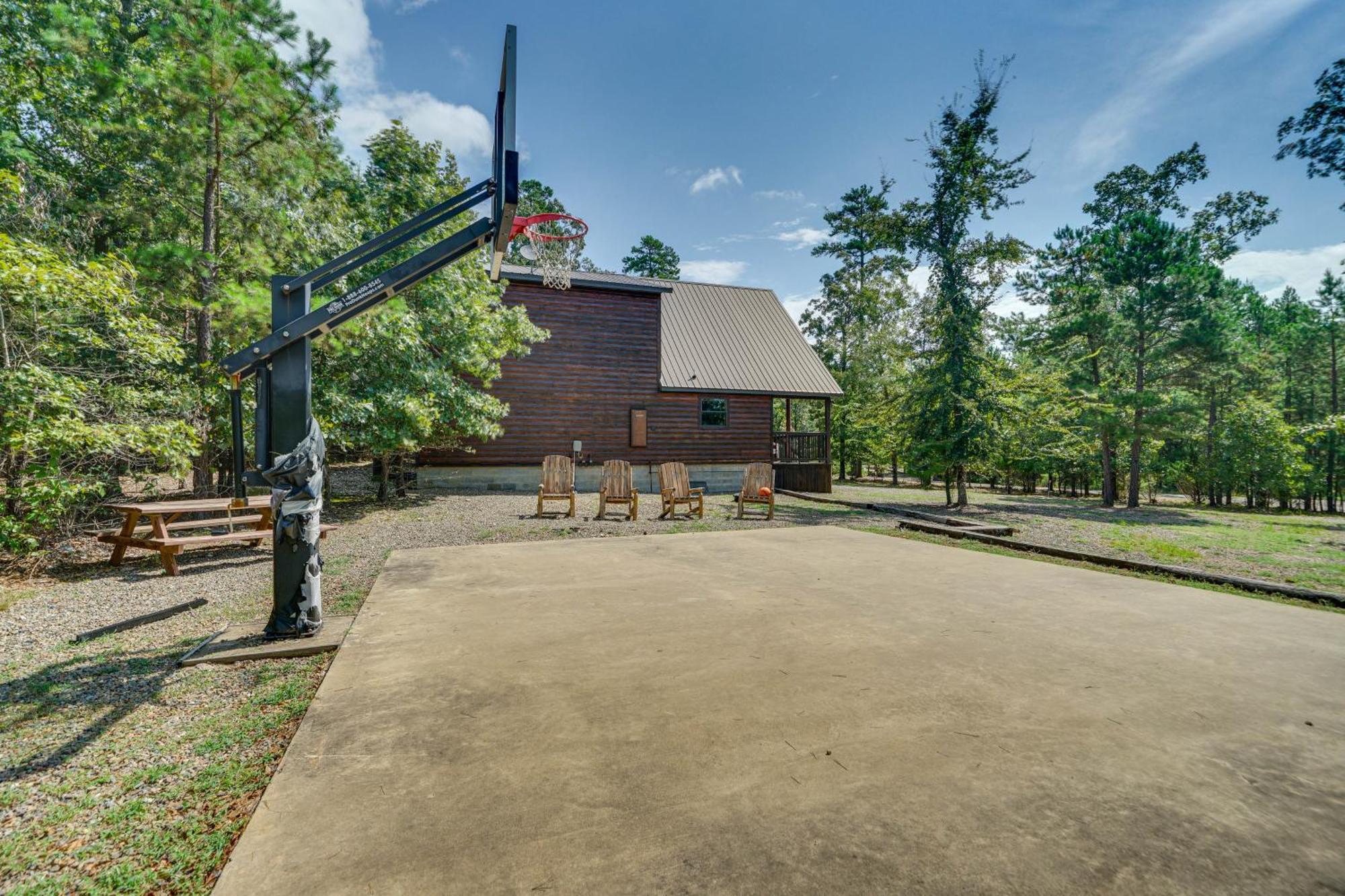 Penny Lane Lodge Broken Bow Cabin Less Than 6 Mi To Lake Экстерьер фото